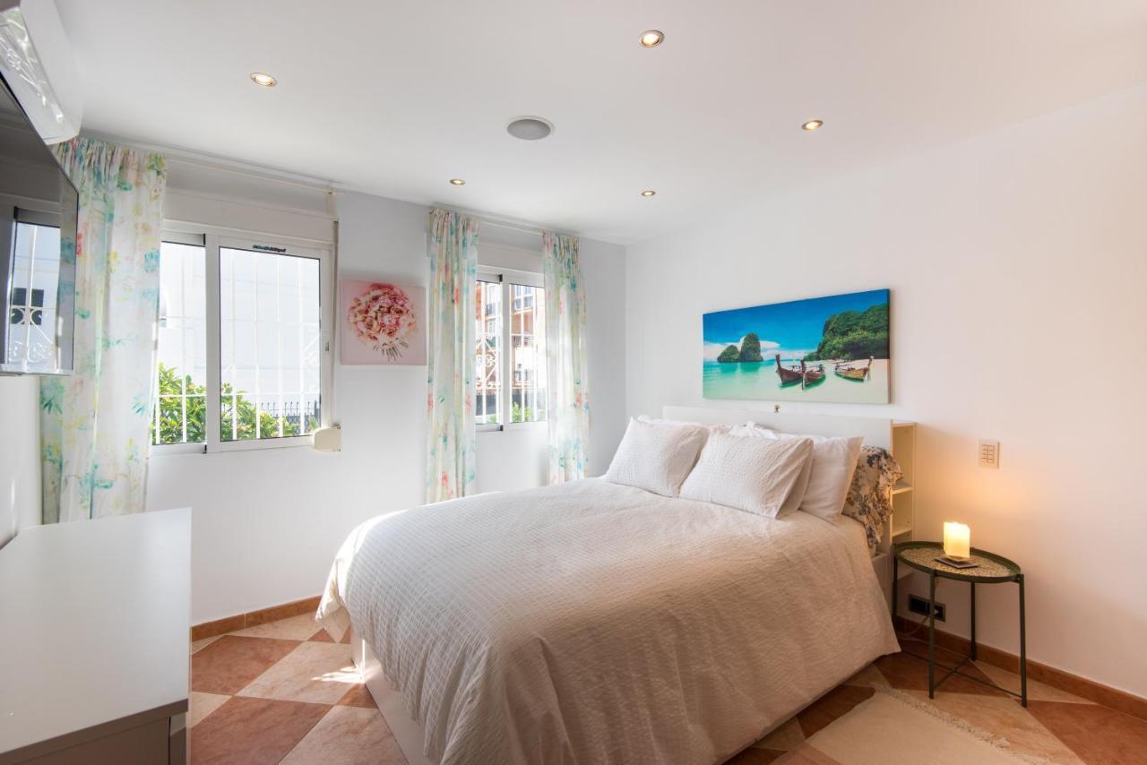 Villa Palm Beach Marina Benalmadena 3 Min Walking From The Sea Exterior photo